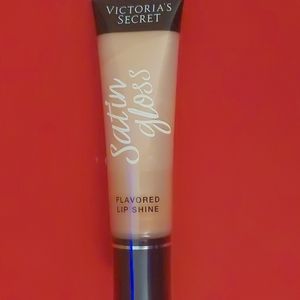 VS Satin Lip Gloss